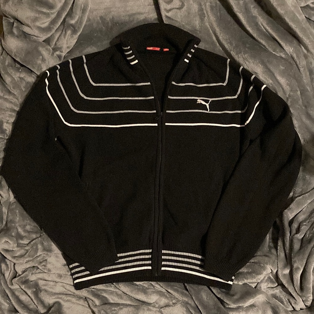 Puma mens full zip sweater w zippered pockets & zip up collar/ Large / worn 1-2x